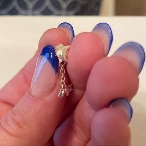 Pura vida earrings never worn